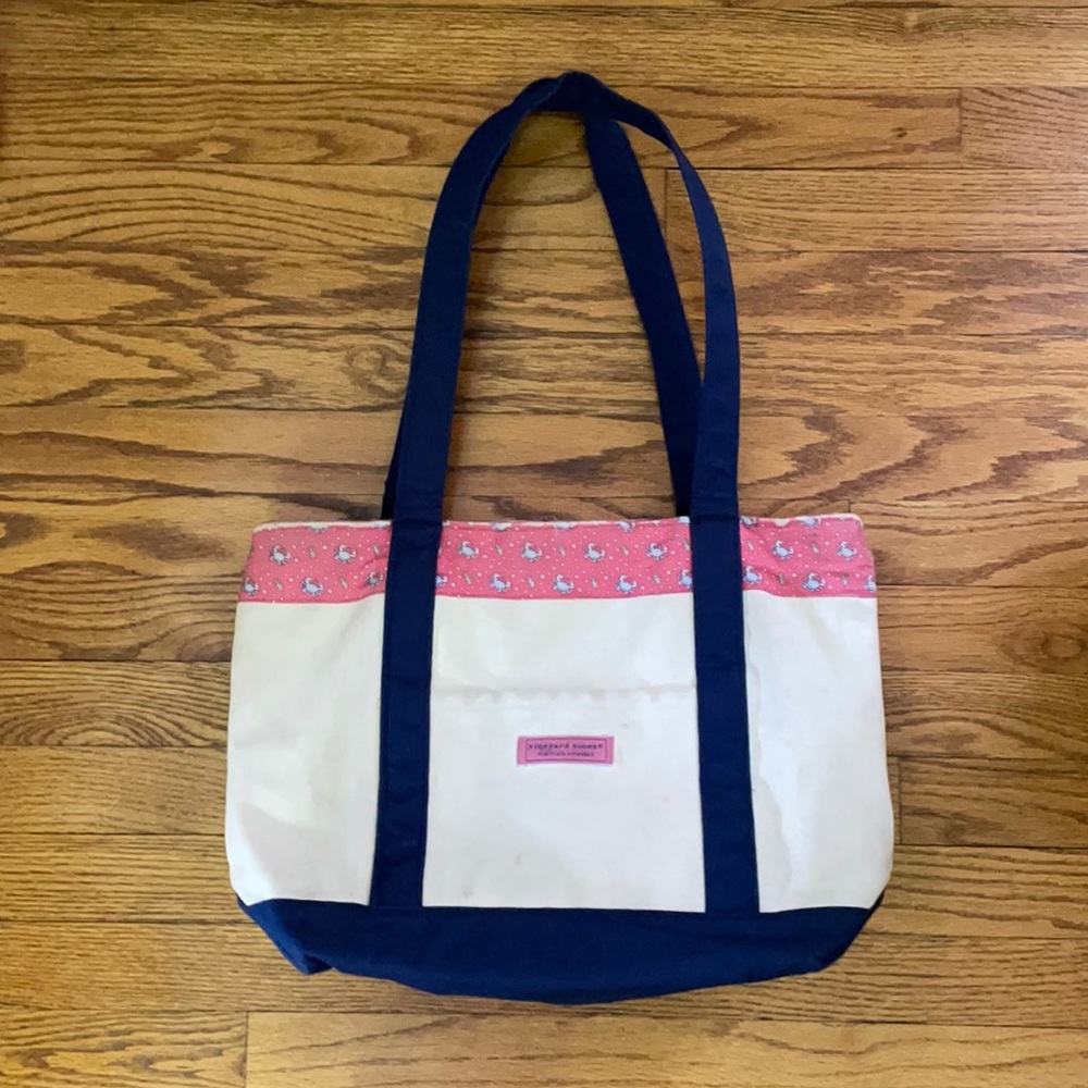 Vineyard Vines Classic Tote